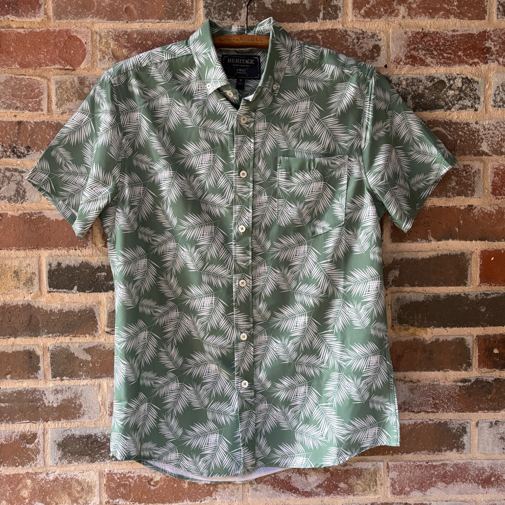 Heritage Report Collection Microstretch Button-Down Hawaiian Shirt